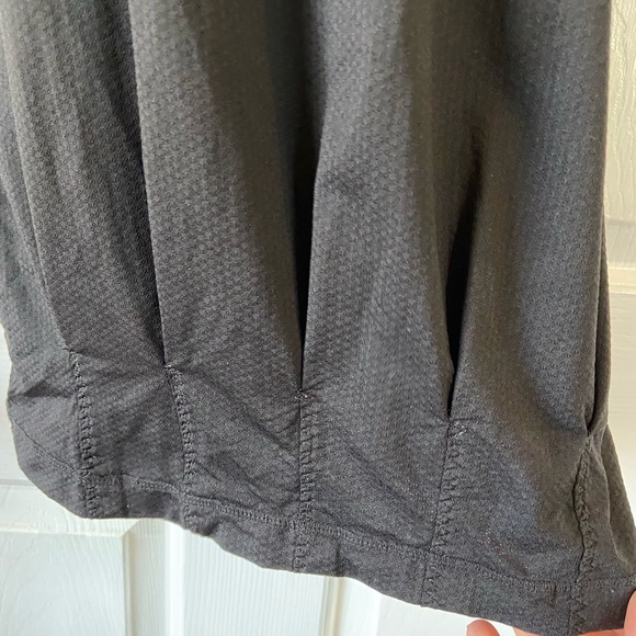 Lululemon Flow and Go Tank Top Black Size 4 - Picture 2 of 6